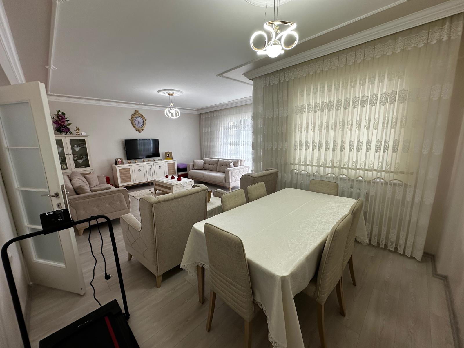 MABEL'DEN VARDALLI MAH MURAT EFENDİ SİTESİ SATILIK 3+1 DAİRE